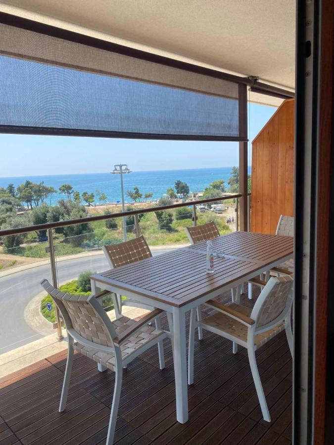 Bitcoin And Ethereum Deluxe Apartments Bar Exterior photo